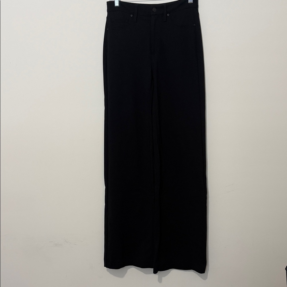 Chicos Black Trouser Pants, size 00 (US size 2)